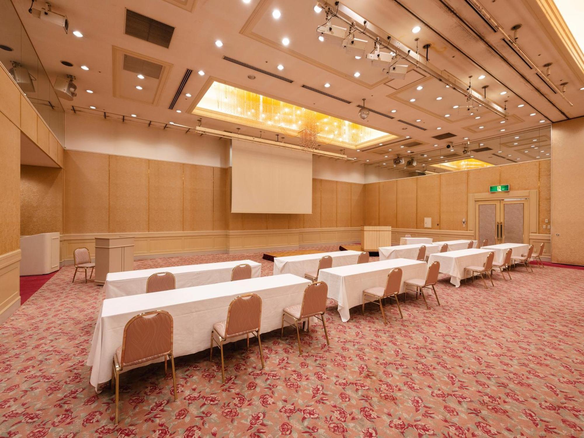 Tsubamesanjo Washington Hotel Екстериор снимка