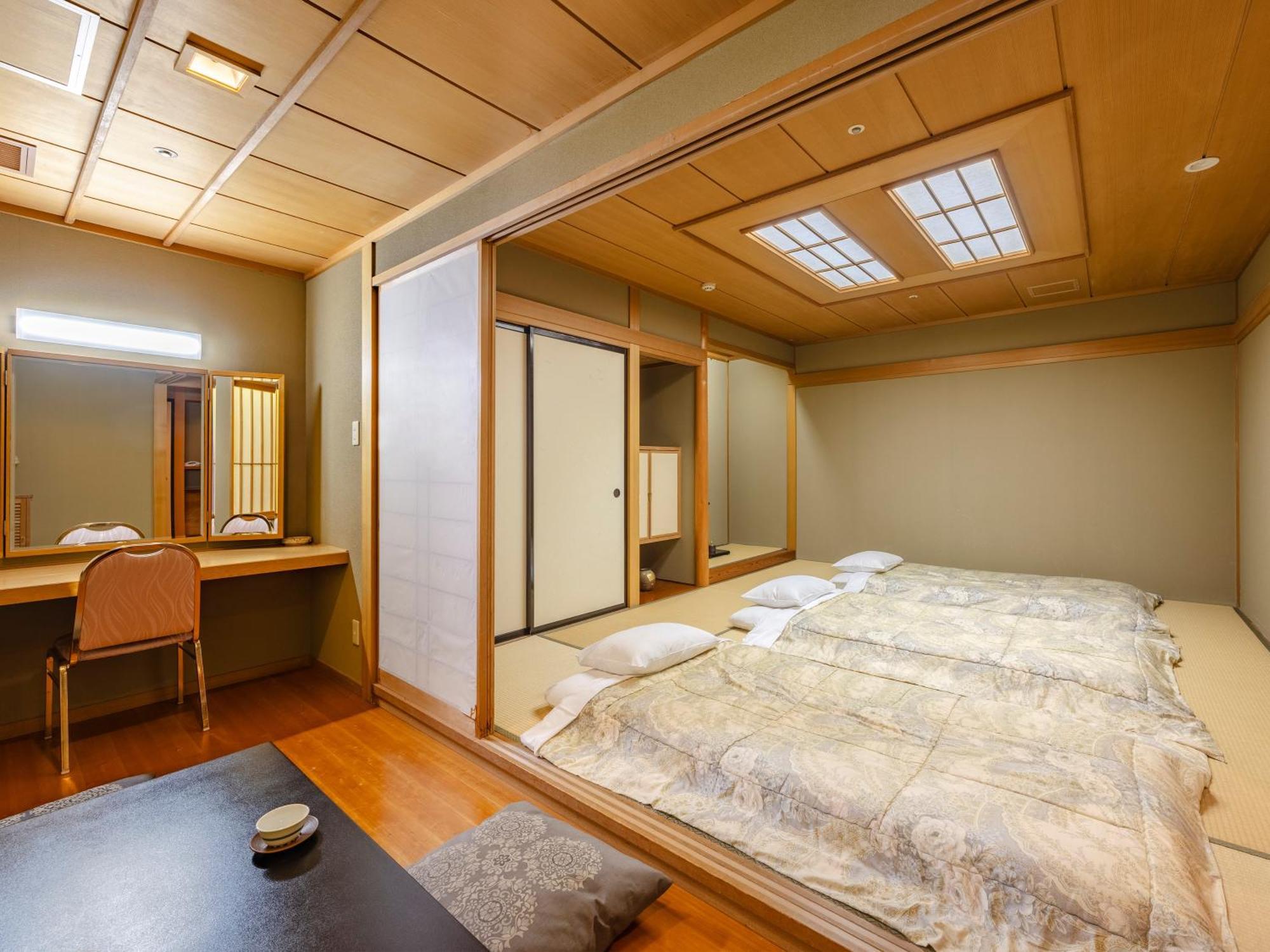 Tsubamesanjo Washington Hotel Екстериор снимка