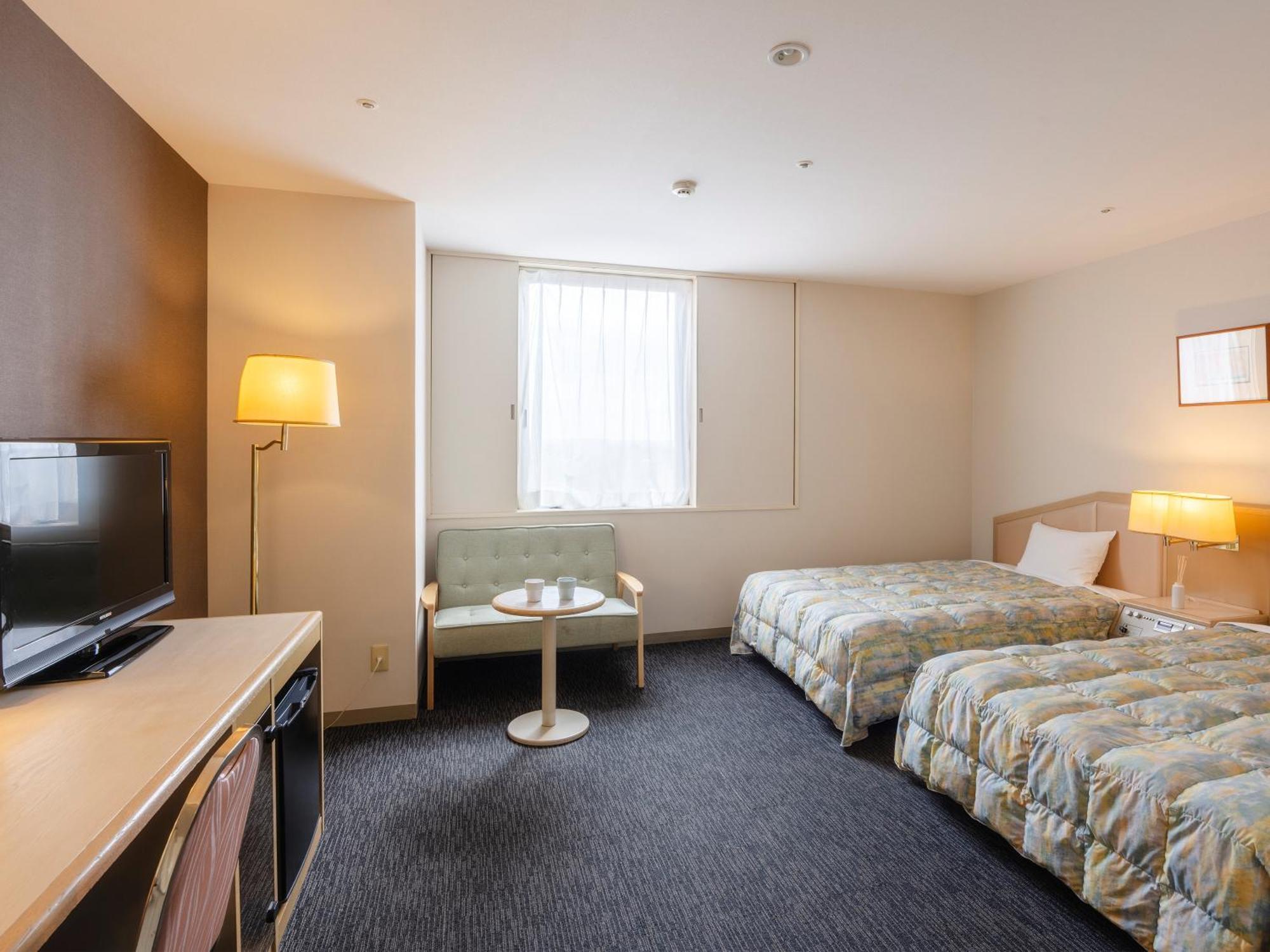 Tsubamesanjo Washington Hotel Екстериор снимка